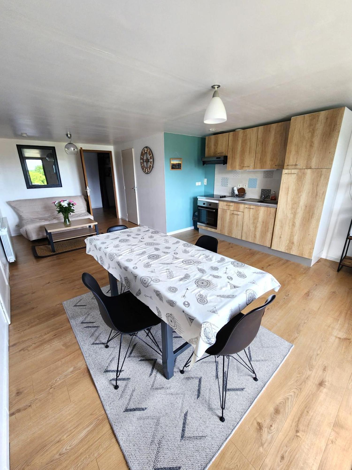 Appartement Independant Dans Maison Au Calme Pugny-Chatenod Exterior foto